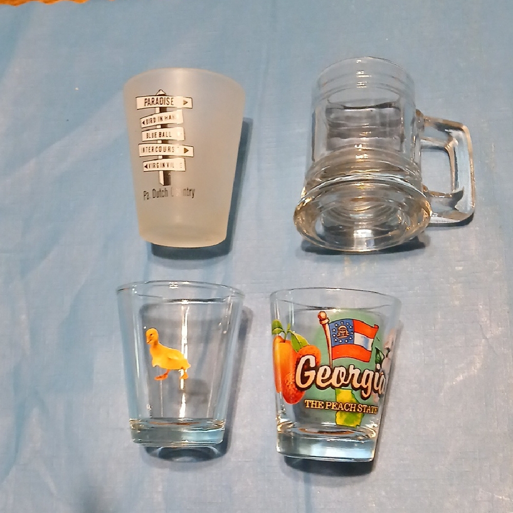 Assorted Glassware Set